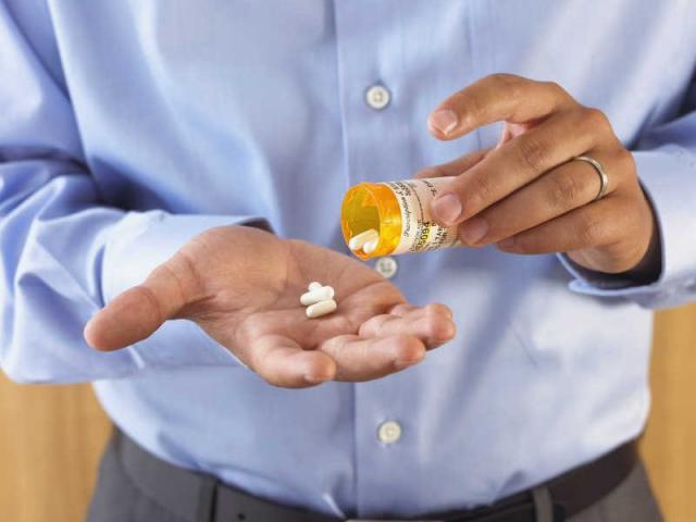 Выпить таблетку вовремя Принятие таблеток