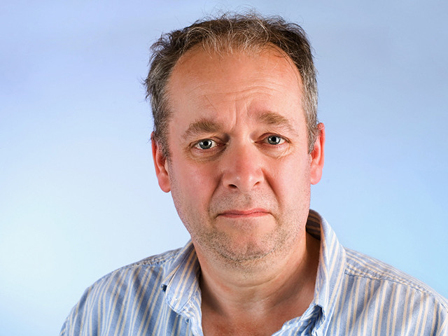 Уставший мужчина 