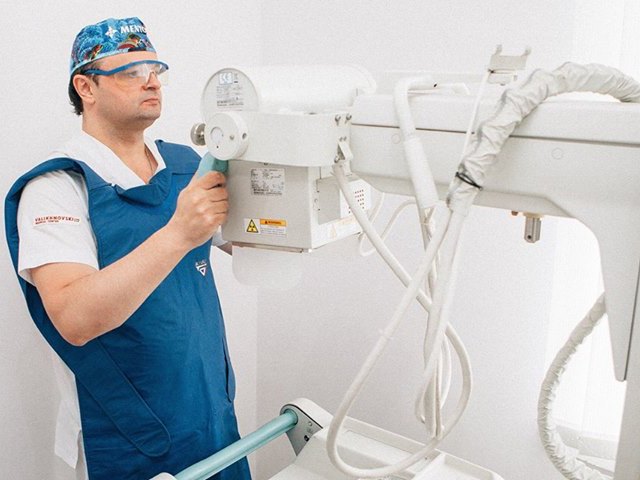 Специалист в клинике 