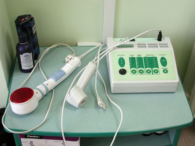 Физиотерапевтический аппарат