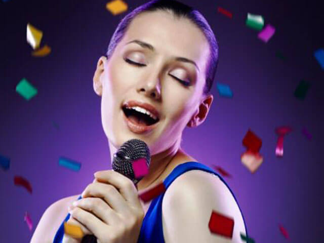 Голос женщины