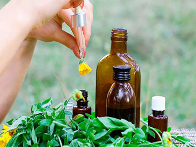 Настойка календулы и других трав