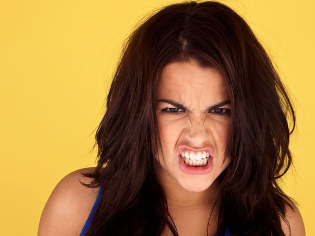 Раздражительность у женщин 