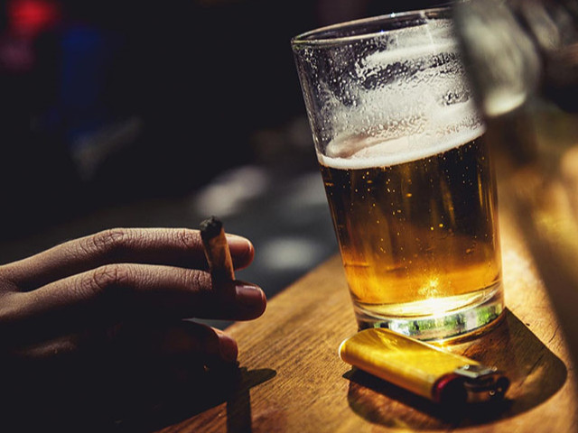 Алкоголь и сигареты