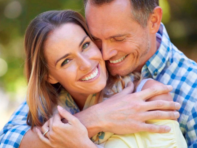 Крепкие объятия 