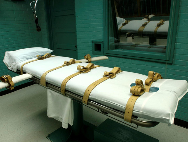 В некоторых странах предусмотрена смертная казнь Комната для приведения приговора в силу